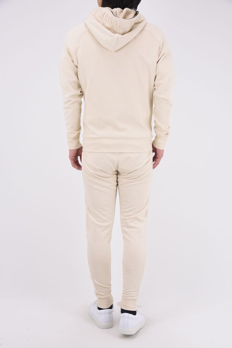 ※パーカーは別売りとなります。