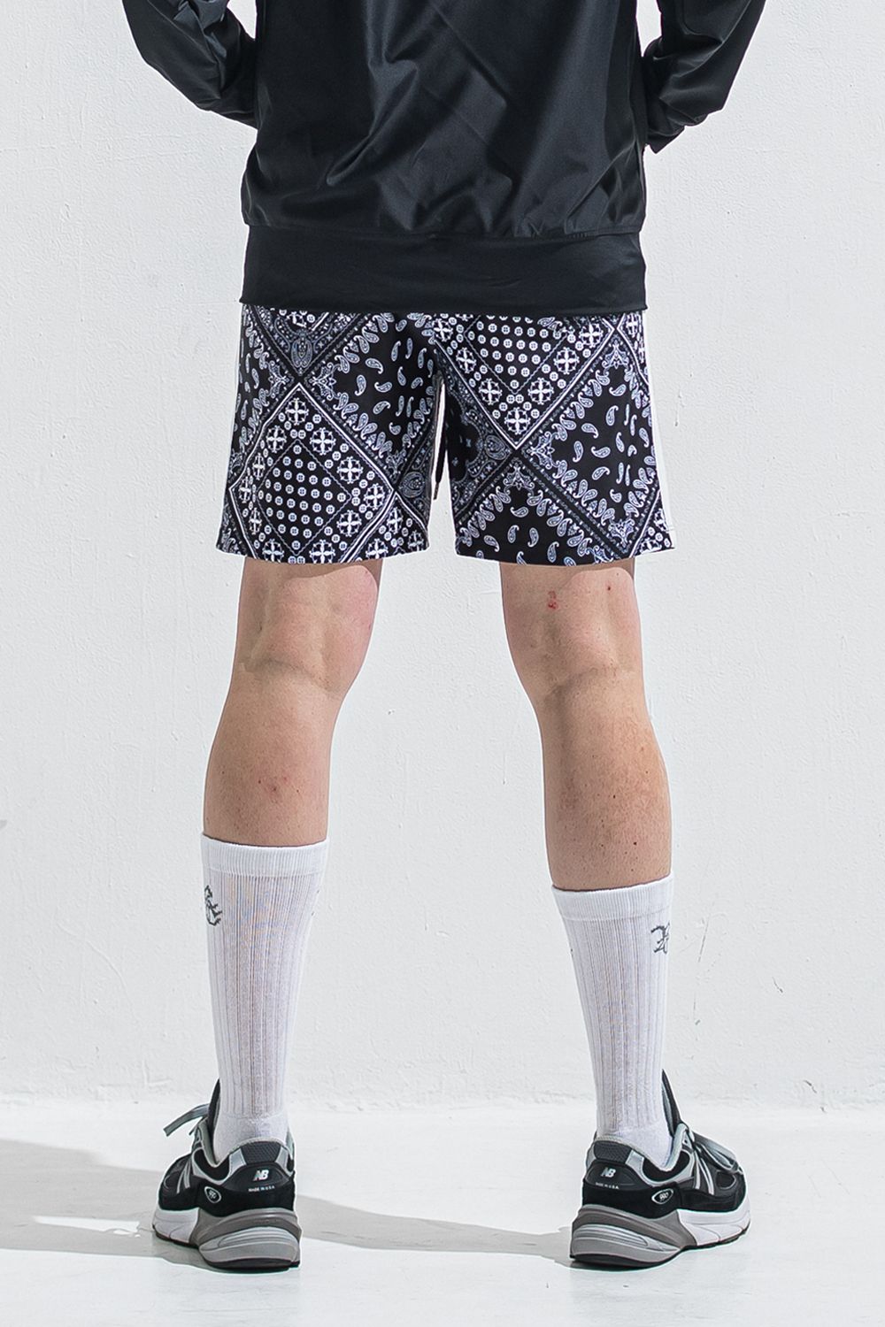RUSH SHORTS / ラッシュガード バンダナ柄 ショートパンツ (ブラック) (5月末入荷予定) ※オーダー締切:2月15日(日)18時