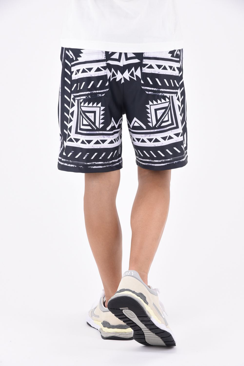 RUSH SHORTS / ラッシュガード ショートパンツ ネイティブブラック