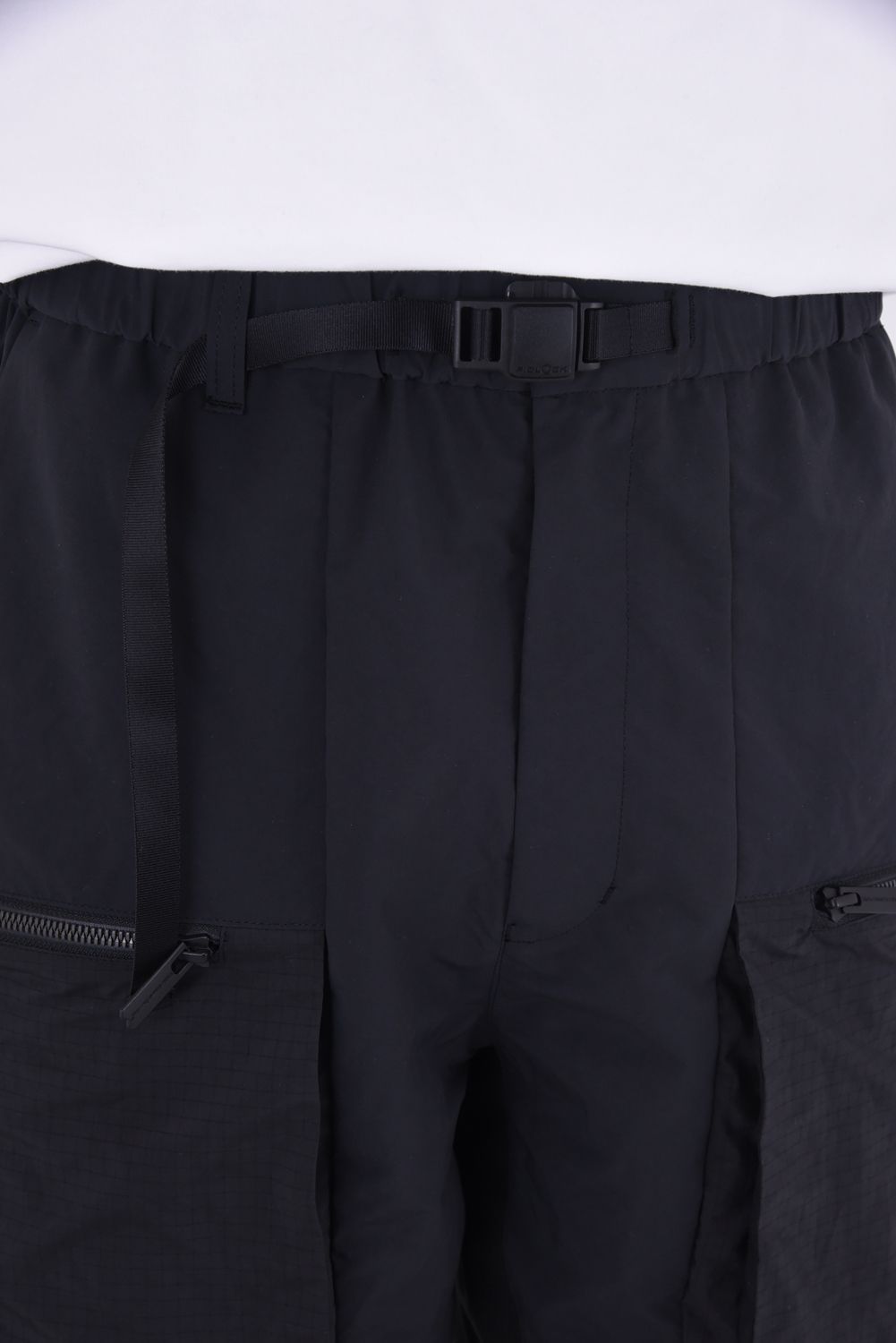 【BLK】 POLYESTER TAFFETA EASY SHORT PANTS / ガゼット付きポケット イージー ショートパンツ ブラック
