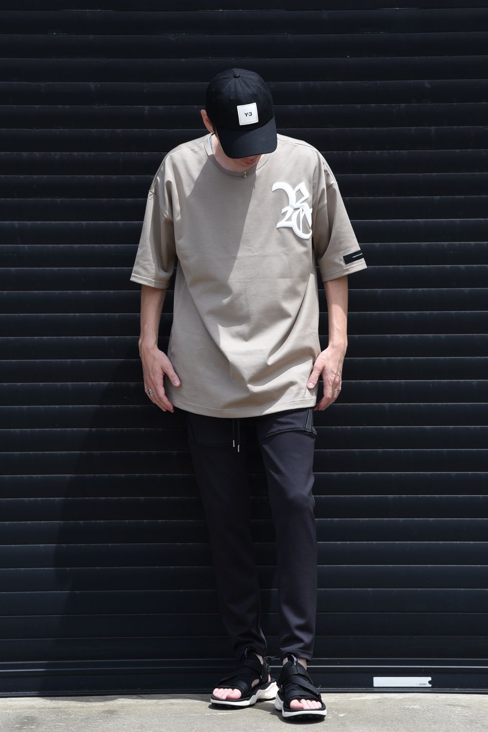 【RESOUND CLOTHING】 絶大な人気を誇るパンツを使用したスポーティスタイル