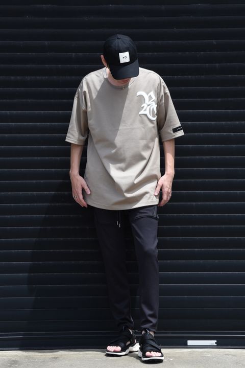 【RESOUND CLOTHING】 絶大な人気を誇るパンツを使用したスポーティスタイル