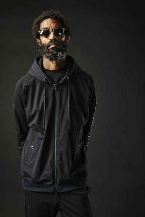 113SPORT COMFORTABLE TAG ZIP PARKA / 113ロゴ ラグランスリーブ フルジップ パーカー ブラック
