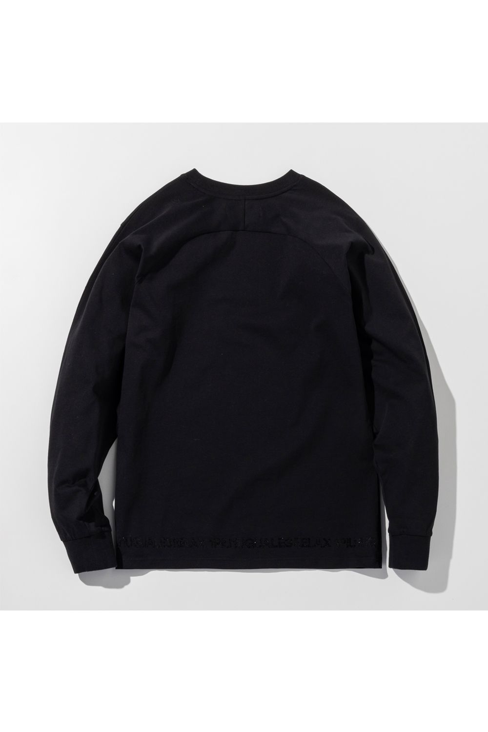 国内発送【1PIU1UGUALE3RELAX】ラインストーンヘムロングTシャツ 1PIU1UGUALE3 RELAX - LONG T-SHIRT WITH RHINESTONE HEM