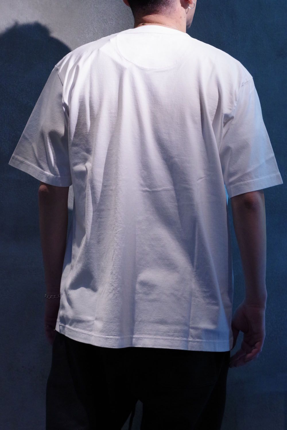 LOGO EMBROIDARY T-SHIRT / ワンポイントロゴ 刺繍  クルーネック 半袖 Tシャツ ホワイト