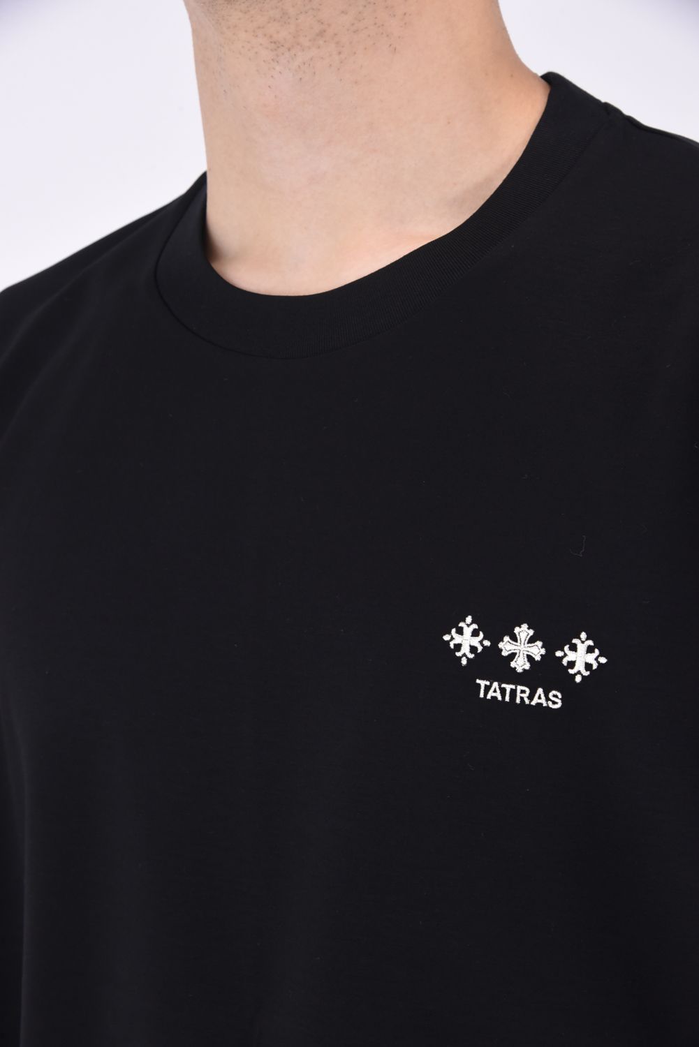 TATRAS - NUNKI (ヌンキ) / ブランドロゴ刺繍 シルケット クルーネック