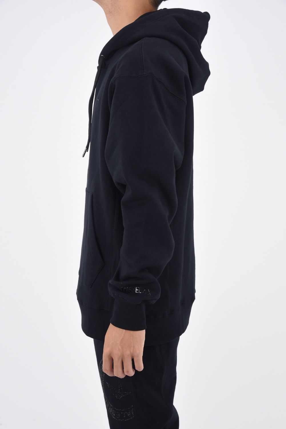 1PIU CIRCLE LOGO PULL HOODIE / 1PIUサークルロゴ ラインストーン プルオーバーフーディー ブラック