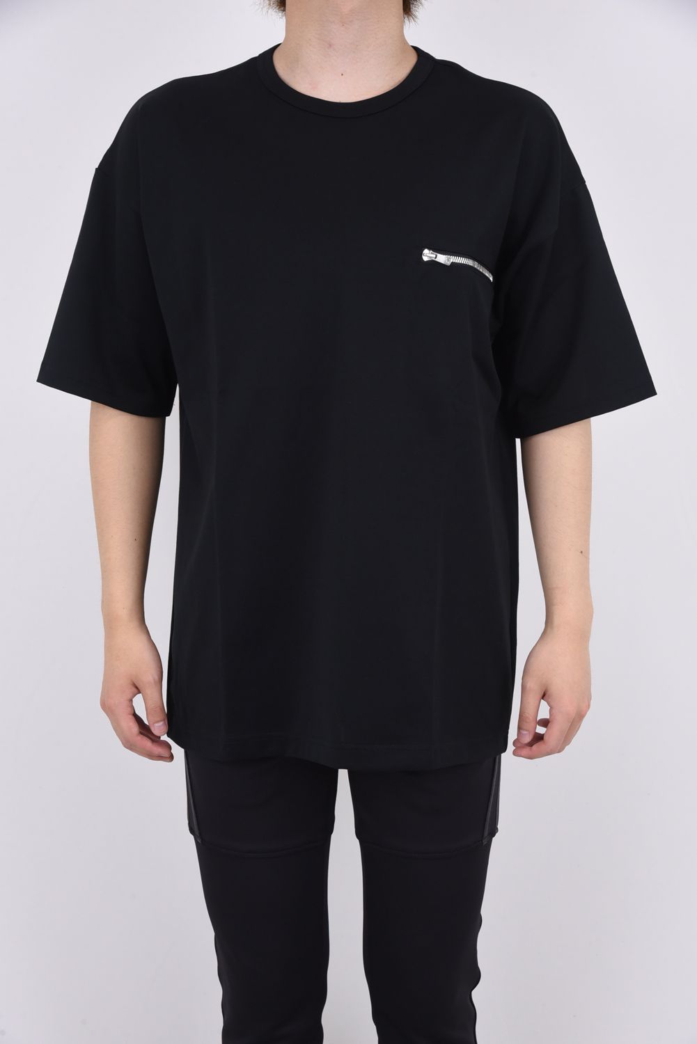 RESOUND CLOTHING - fastener pocket LOOSE TEE / ファスナー ポケット オーバーサイズ Tシャツ ブラック  | gossip