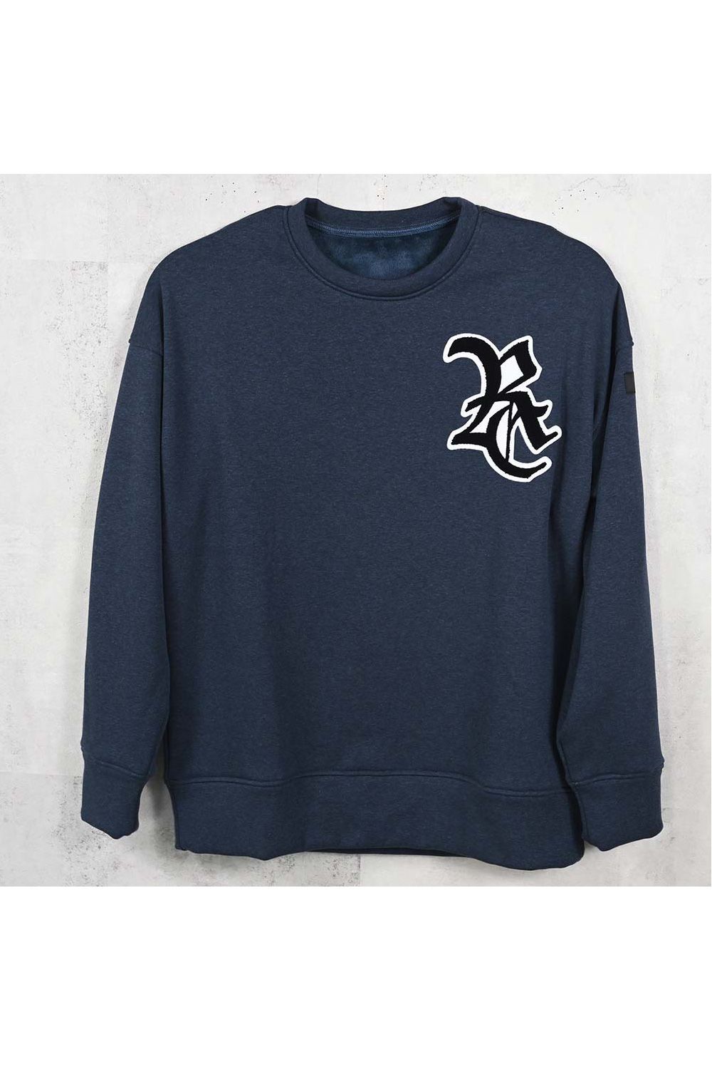 RC CHENILLE VELOURS FLEECE DROP TRAINER / RC刺繍 裏起毛 ロングスリーブ トレーナー (ネイビー) (11月上旬入荷予定) ※オーダー締切：9月1日(月)18:00