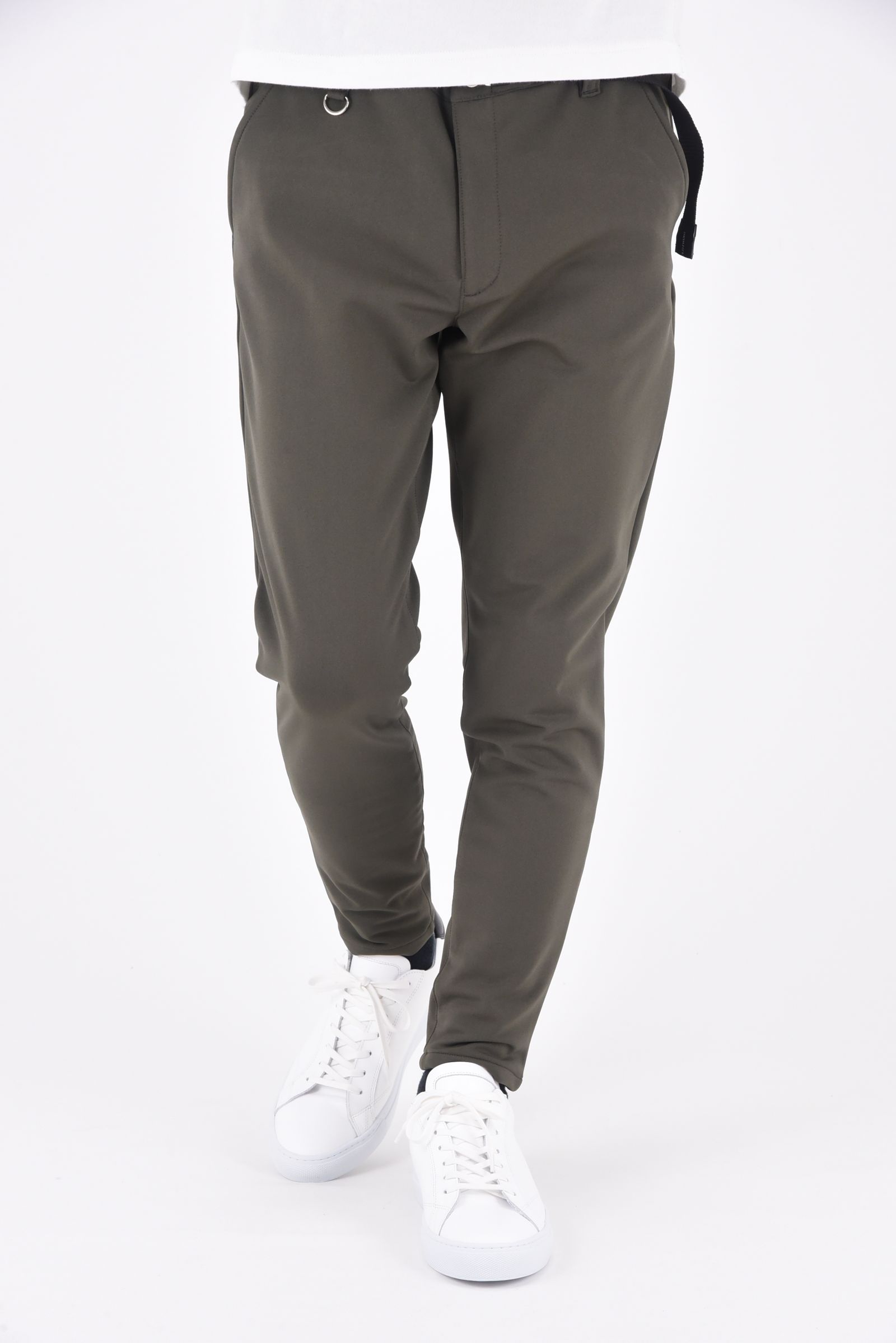 PAT TIGHT EASY PANTS / ストレッチツイル 裏起毛ツイル タイトフィット ウェビングベルト付き イージースラックス カーキ