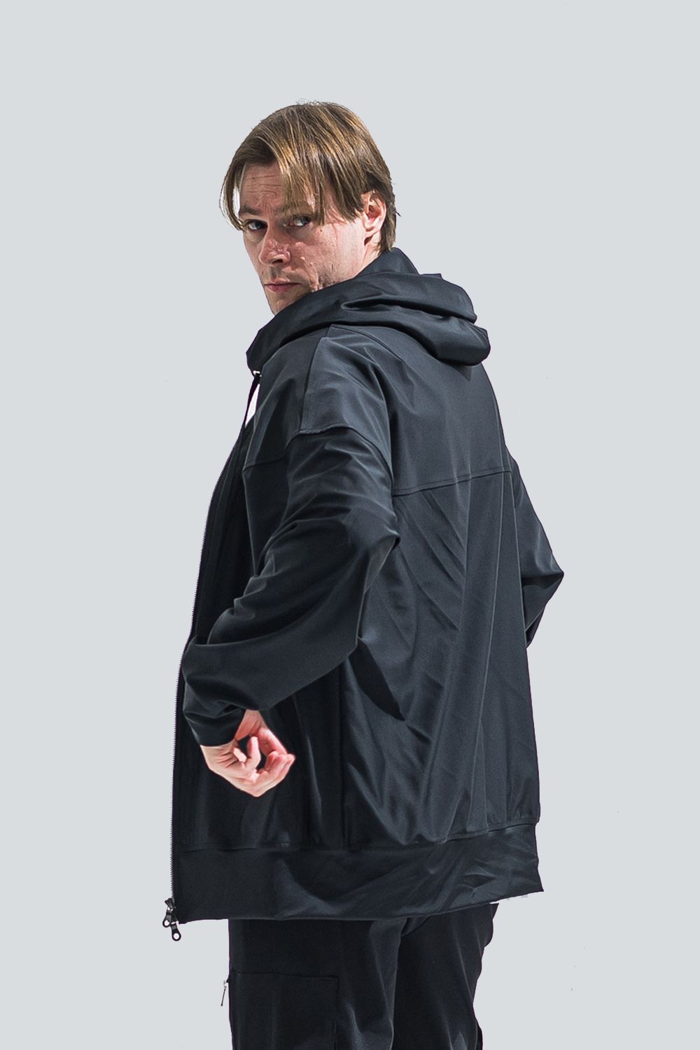 RUSH  OVER  ZIPUP HOODIE / ラッシュオーバー ジップアップパーカー （ブラック） (5月末頃入荷予定) ※オーダー締切2月15日(日)18時