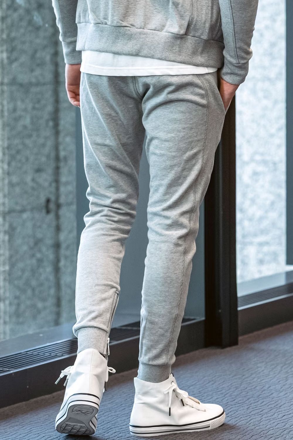 【26SS】 LUXURIOUS ZIP JOGGER PANTS / 裾ファスナー ジョガーパンツ (グレー)