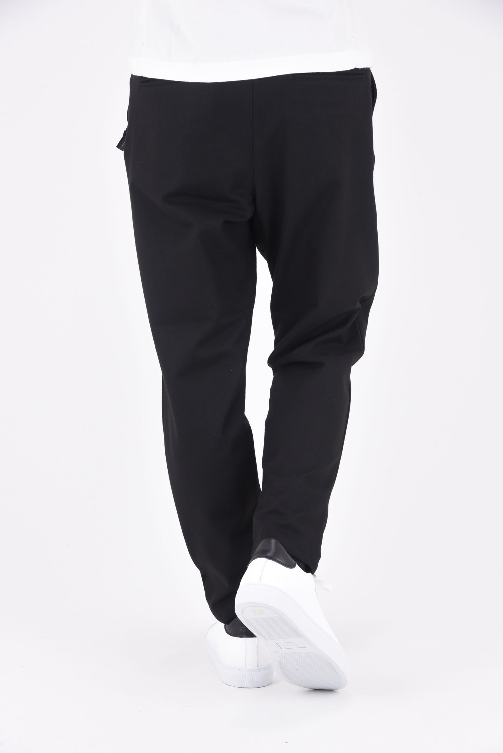 【STAFF RECOMMENDED ITEM】 PAT WIDE EASY PANTS / ストレッチツイル ウェビングベルト付き イージースラックス ブラックウール