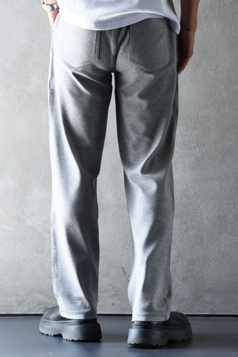 CHRIS EASY WIDE TUCK PANTS / ブリスターニット ワンタック イージーパンツ (グレー)