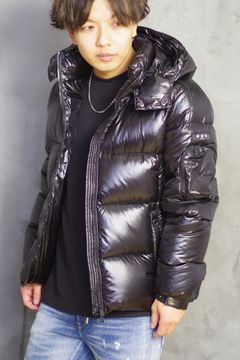 BELBO (ベルボ) / シャイニーナイロン ダウンジャケット ブラック