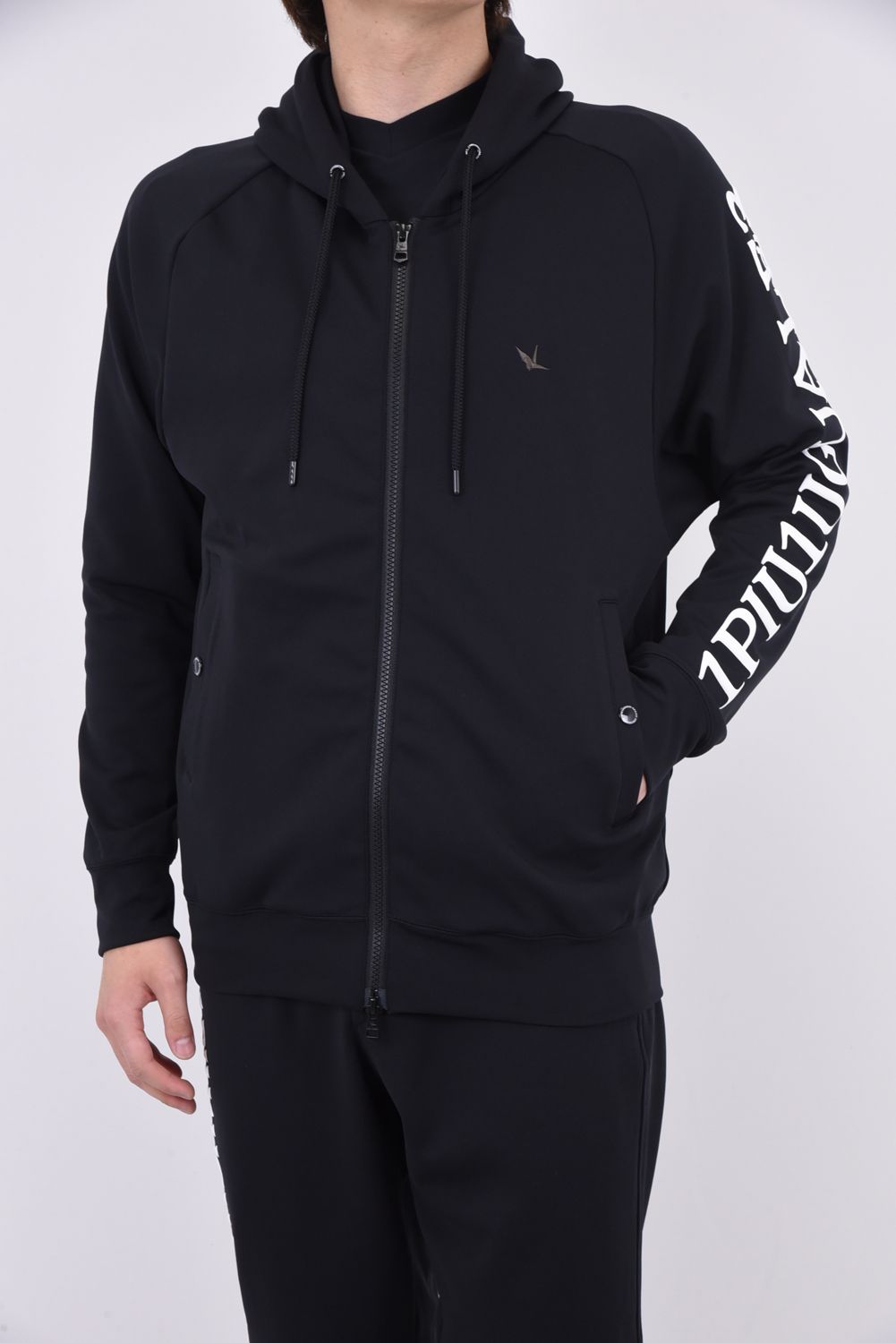 1PIU1UGUALE3 - 113 SPORT / THESAINT MAFIA ZIP UP PARKA BLACK AIR