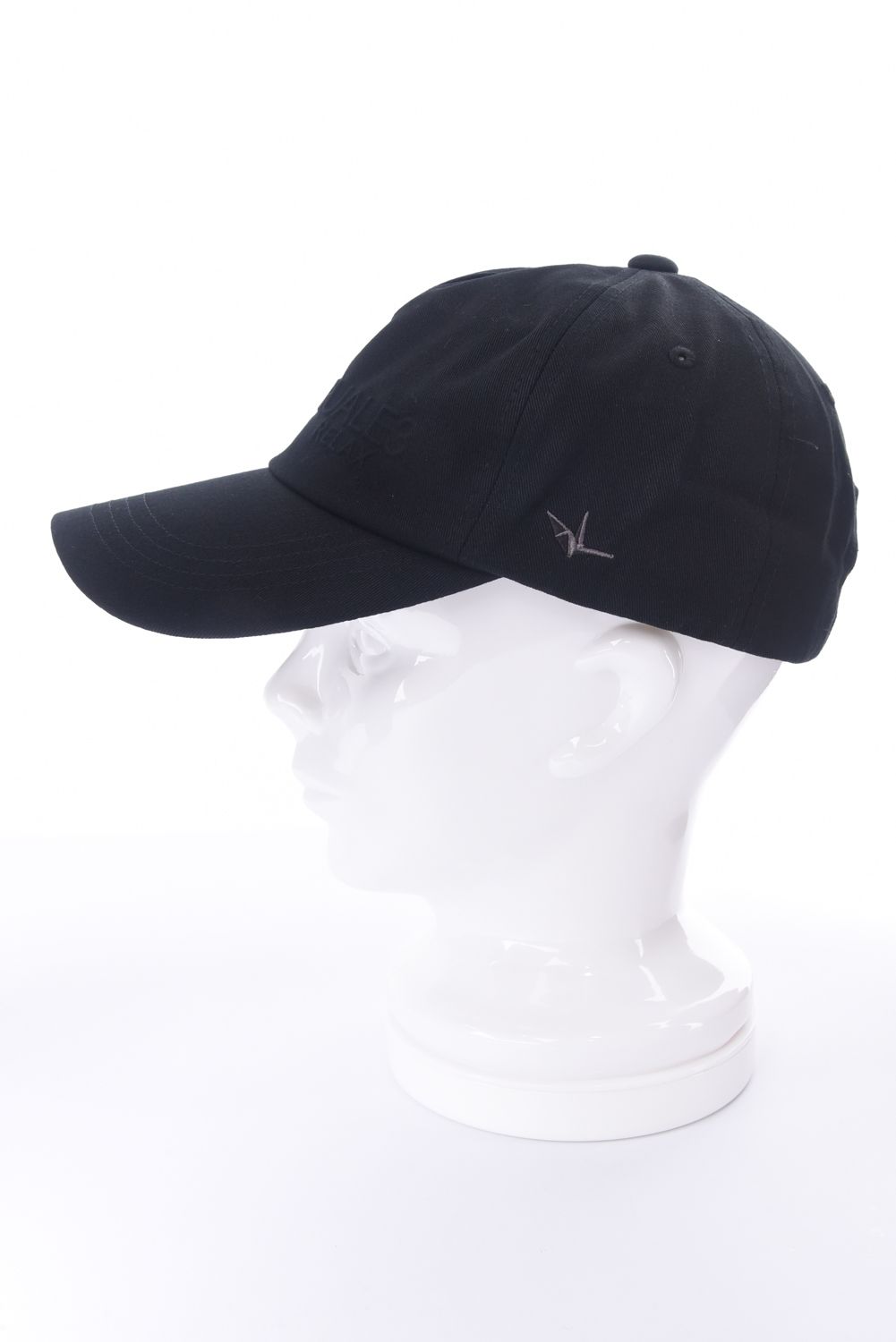 EMBOSSED LOGO CAP / エンボスロゴ ベースボールキャップ (ブラック)