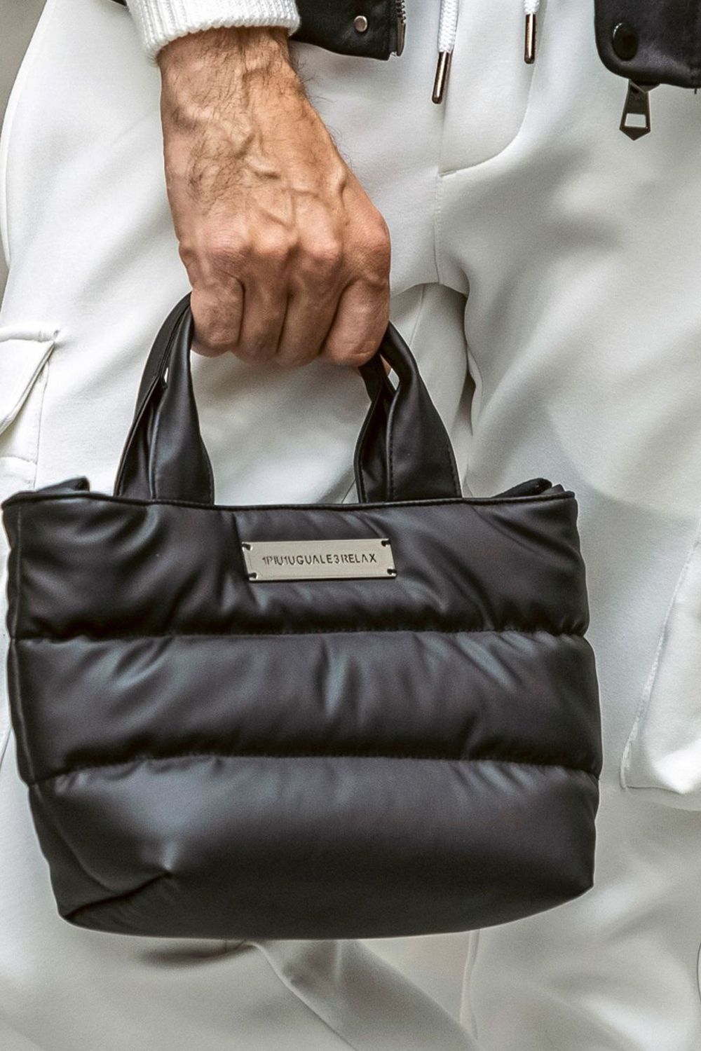 LIGHT SYNTHETIC LEATHER MINI PADDED TOTE BAG / シルバーロゴプレート パデッド ミニトートバッグ  (ブラック) (9月上旬入荷予定)