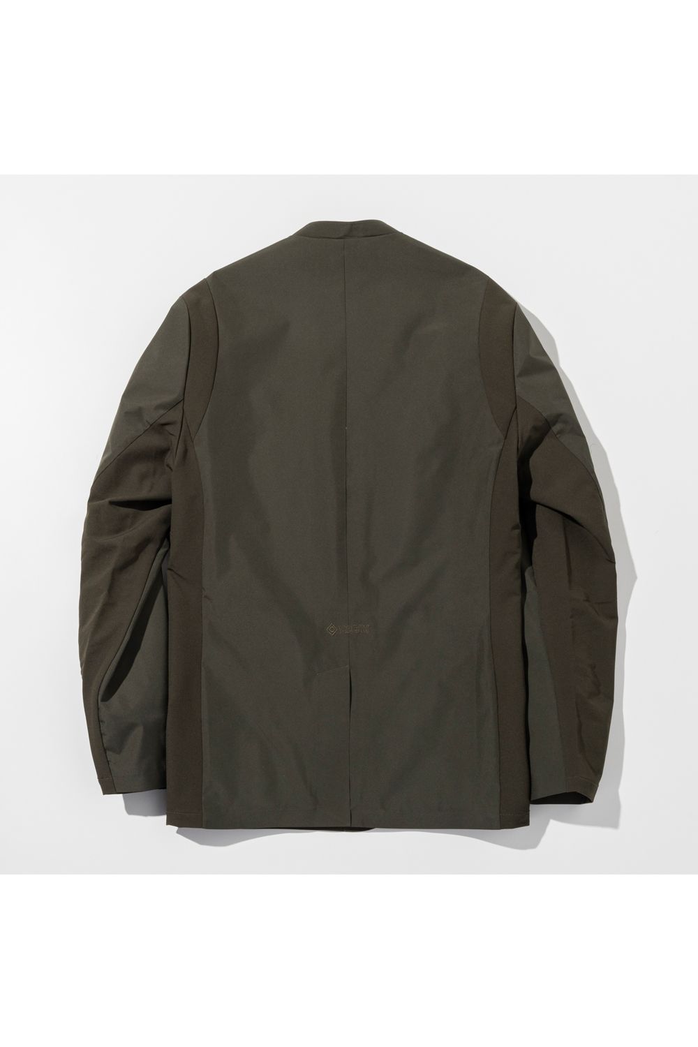 【+phenix】 GTX NO COLLAR JACKET / GTX ノーカラージャケット (カーキ) (9月中旬入荷予定)