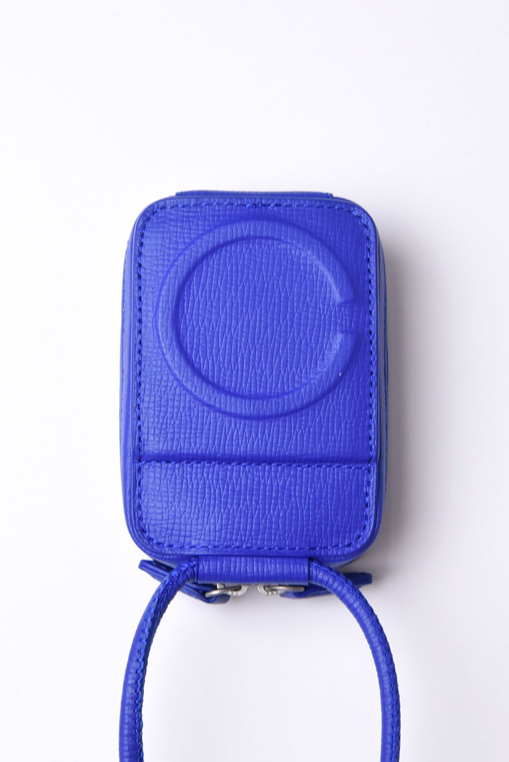 STRAPPED-ACCESSORY-MICROBAG / ストラップ付き MagSafe対応 ショルダーマイクロバッグ (ラピスブルー)