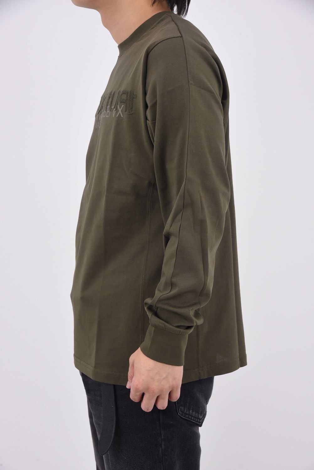 APPLIQUE LONG T-SHIRT / アップリケ ロングTシャツ (カーキ)