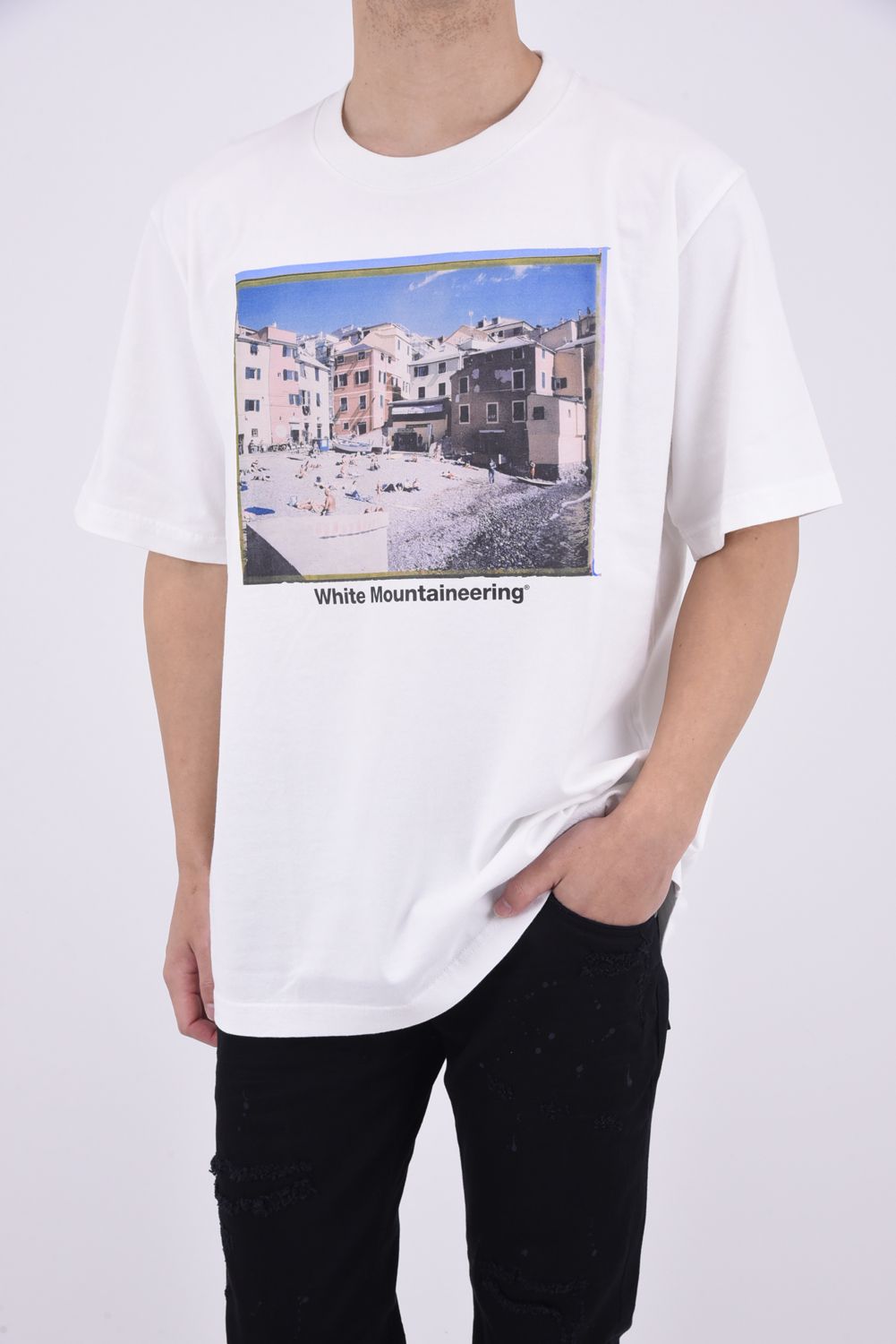 "GENOVA" PHOTO T-SHIRT / フォトプリント レギュラーシルエット クルーネック 半袖 Tシャツ ホワイト
