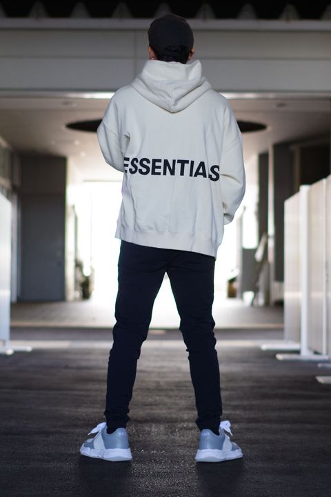 【RESOUND CLOTHING】 攻めすぎない シンプルなストリートスタイル