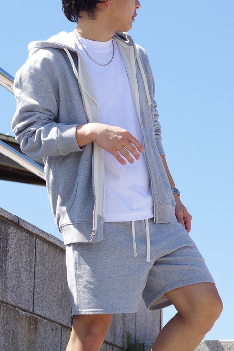 【REIGNING CHAMP】 楽してサマになる“優秀セットアップ” / グレーVer.