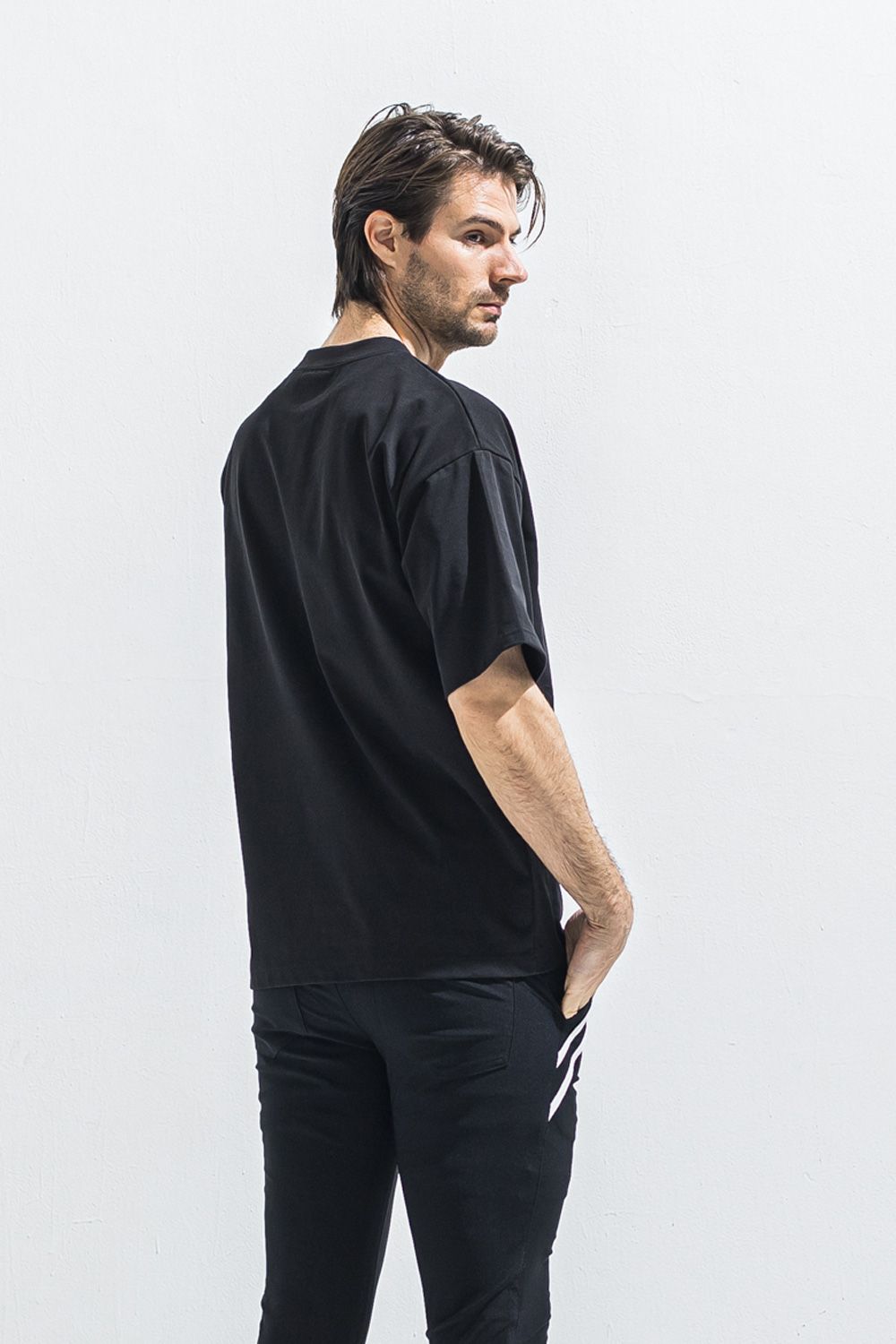 RC OVER TEE / ロゴ ワッペン オーバーサイズ Tシャツ （ブラック/ブラック） (5月中旬入荷予定) ※オーダー締切:2月15日(日)18時