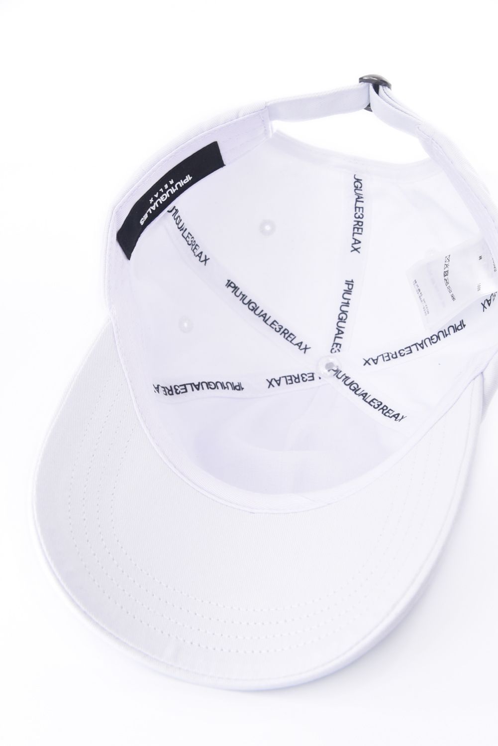 EMBOSSED LOGO CAP / エンボスロゴ ベースボールキャップ (ホワイト)