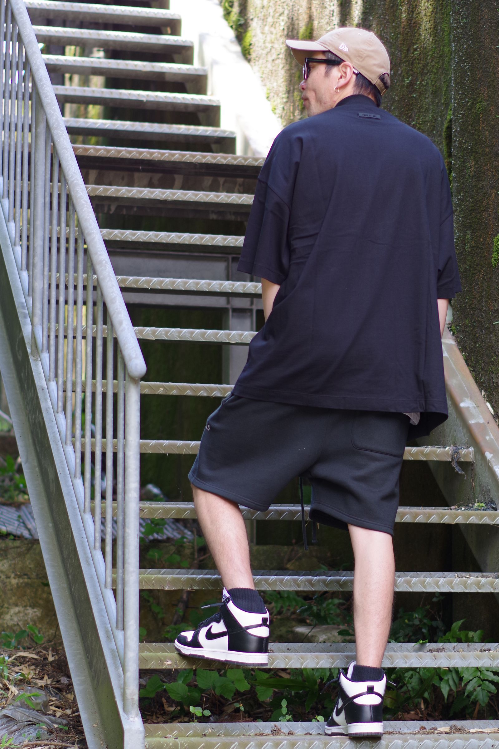 【FOG ESSENTIALS 】 ブラックをメインとしたストリートスタイル