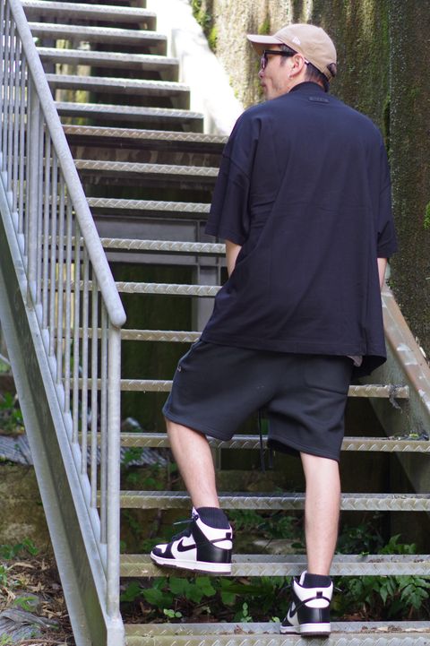 【FOG ESSENTIALS 】 ブラックをメインとしたストリートスタイル