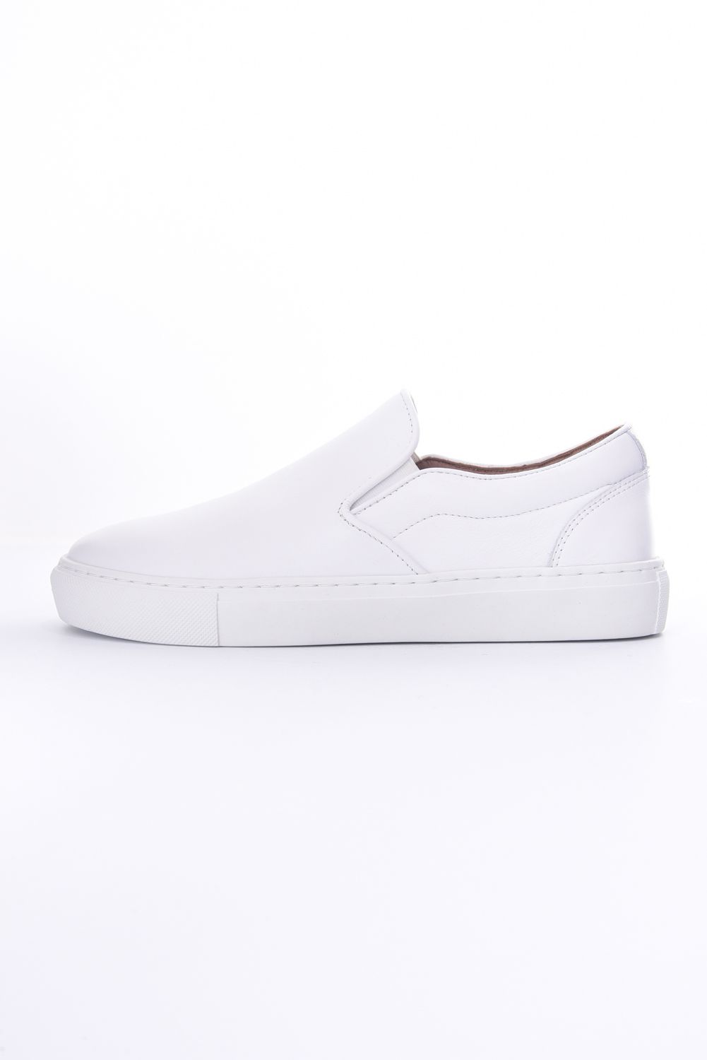 COURT SAUVAGE / SLIP-ON (ホワイト)