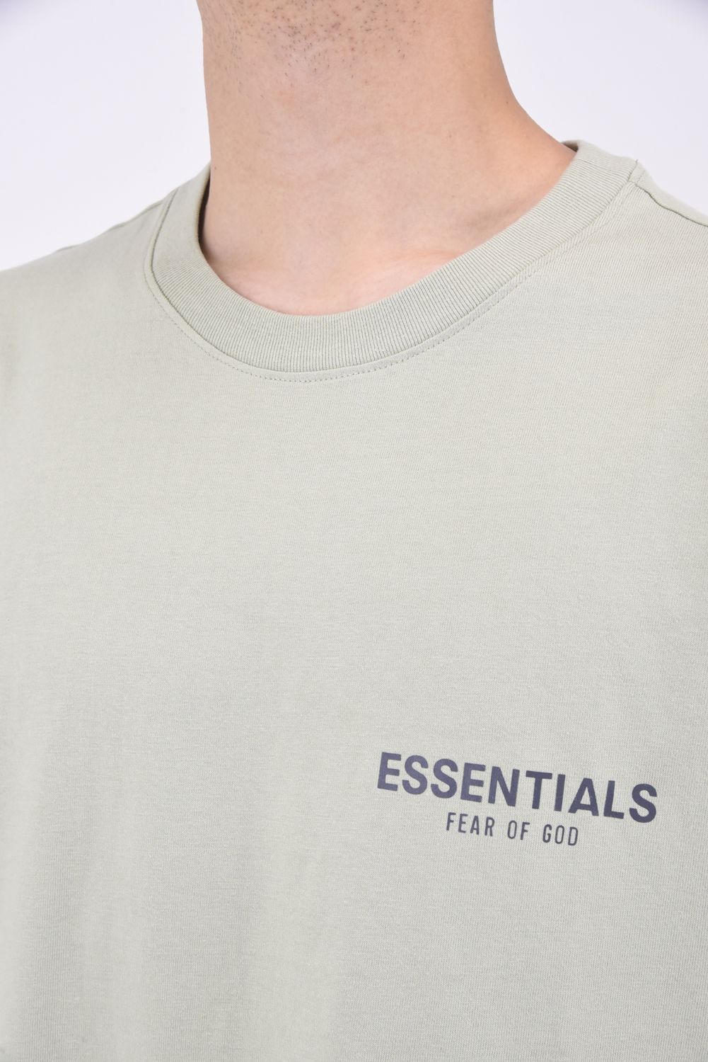 ESSENTIALS ONE POINT LOGO T-Shirt / ワンポイント ロゴ 半袖 Tシャツ シーフォーム - S