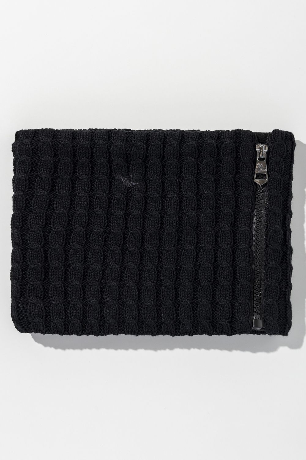 【26AW】 CABLE KNIT ZIPPERED NECK WARMER / ケーブルニット  ネックウォーマー (ブラック) (9月上旬入荷予定)