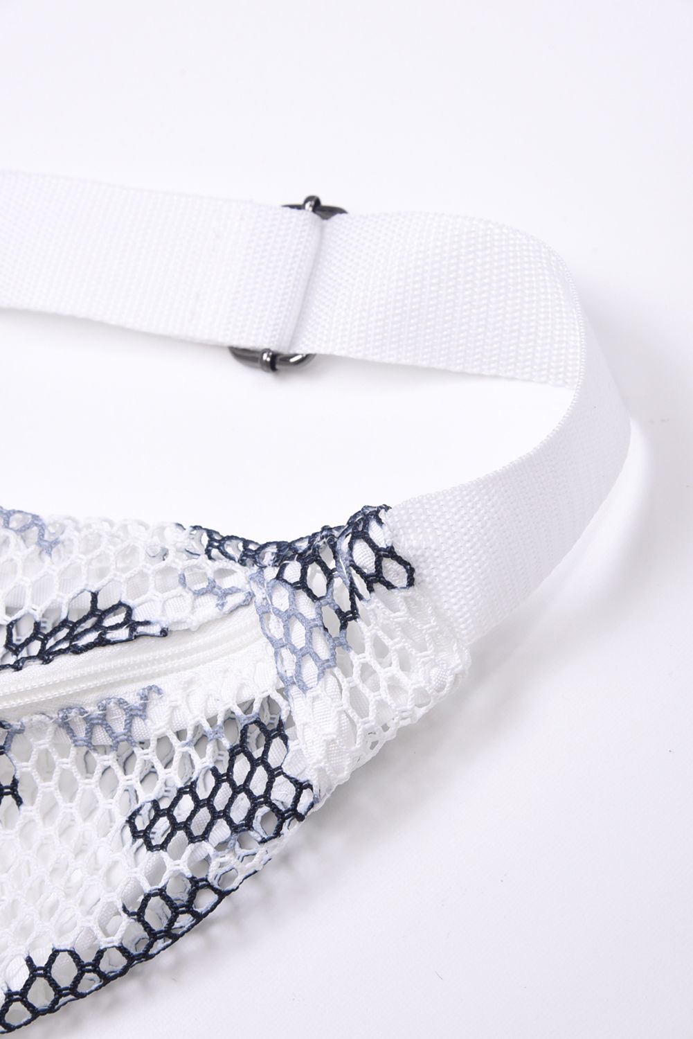 MESH WAIST BAG / メッシュ生地 ボディバッグ ホワイトカモ