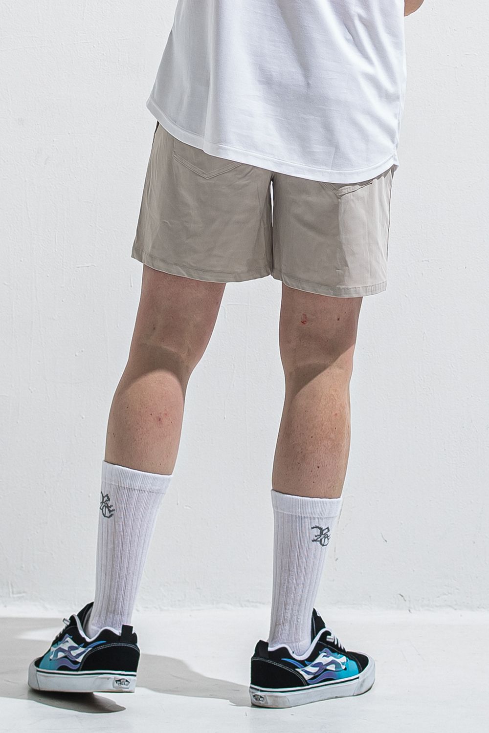 TV NYLON SHORTS / 高機能ナイロンマイクロファイバー リラックスショートパンツ (グレージュ) (6月上旬入荷予定) ※オーダー締切:2月15日(日)18時