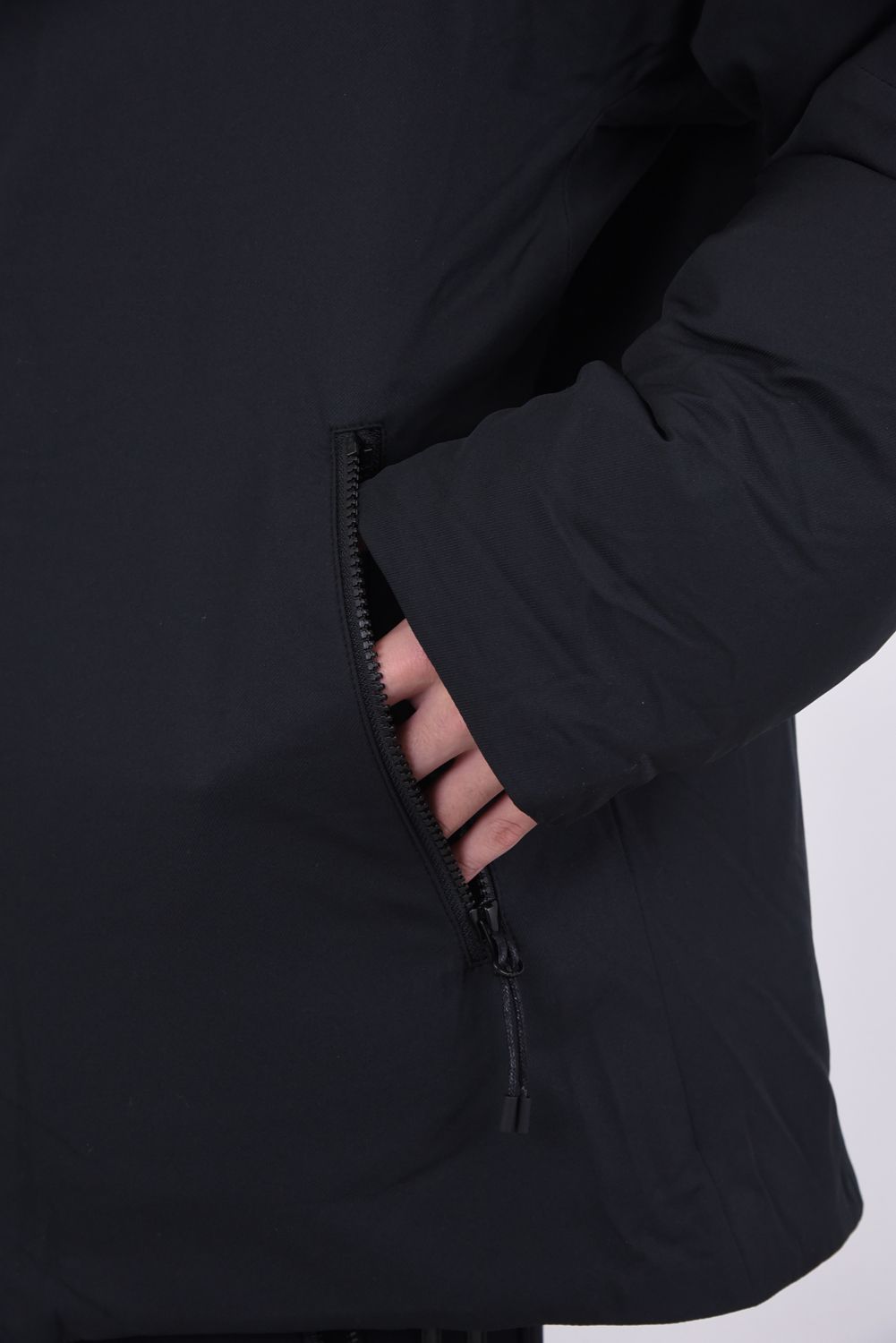 WM / TAION TWILLED DOWN JACKET / WM / タイオン ツイル ダウンジャケット ブラック