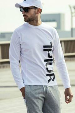 VERTICAL LOGO LONG-SLEEVED T-SHIRT / 縦ロゴ ロングスリーブ Tシャツ ホワイト