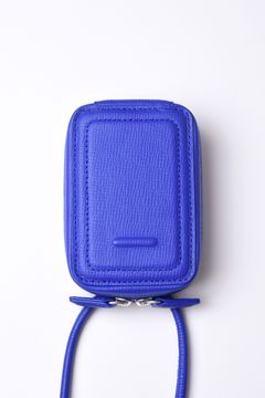 STRAPPED-ACCESSORY-MICROBAG / ストラップ付き MagSafe対応 ショルダーマイクロバッグ (ラピスブルー)