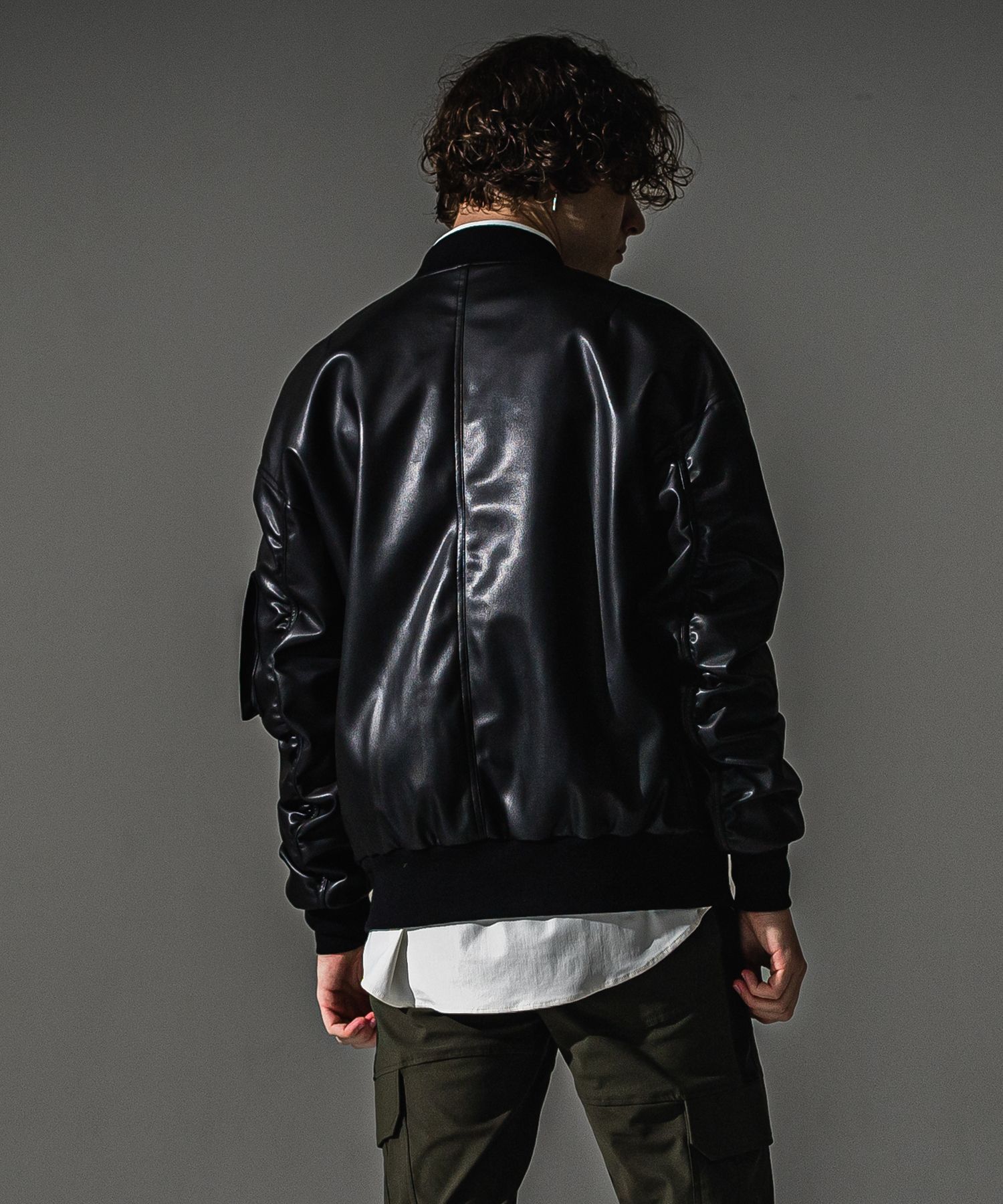 David JACKET / ドロップショルダー エコレザーフライトジャケット (ブラック) (9月末入荷予定) ※オーダー締切:5月23日(土)17時