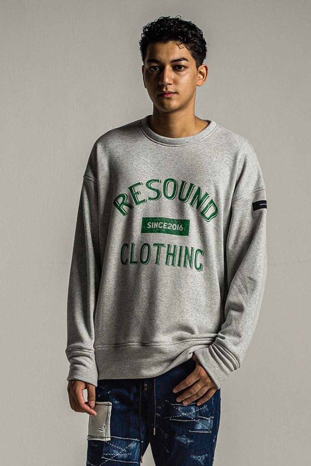 COLLEGE VELOURS FLEECE DORP TRAINER / カレッジロゴ 裏起毛 ルーズトレーナー グレーグリーン
