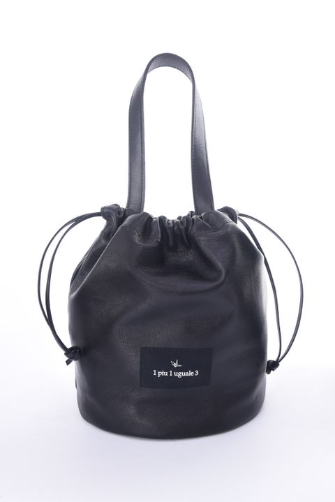 DRAWSTRING BAG / カウレザー ドローコード 巾着バッグ ブラック