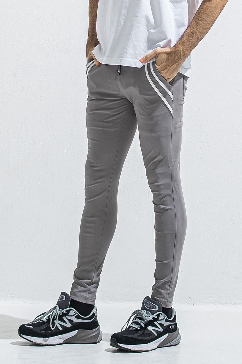 EDGE NYLON PT / 【定番】 ナイロンマイクロファイバー エコレザーライン スキニーイージーパンツ (グレー) (4月末入荷予定) ※オーダー締切:2月15日(日)18時