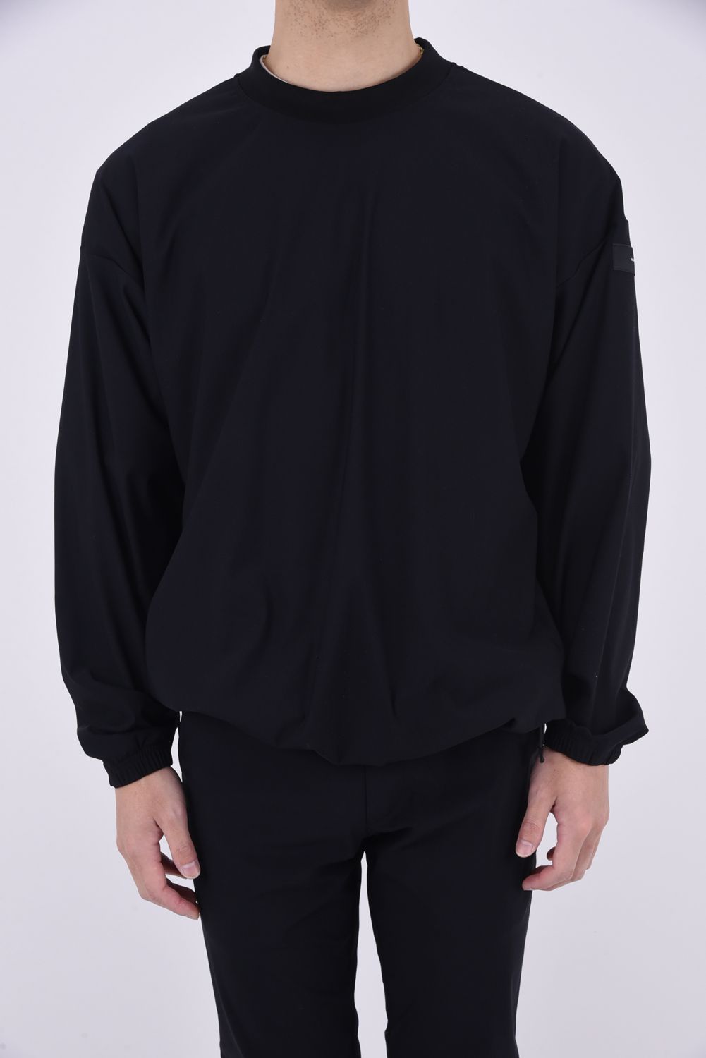NYLON TECH PULL OVER / 高機能ナイロンマイクロファイバー プルオーバー ブラック