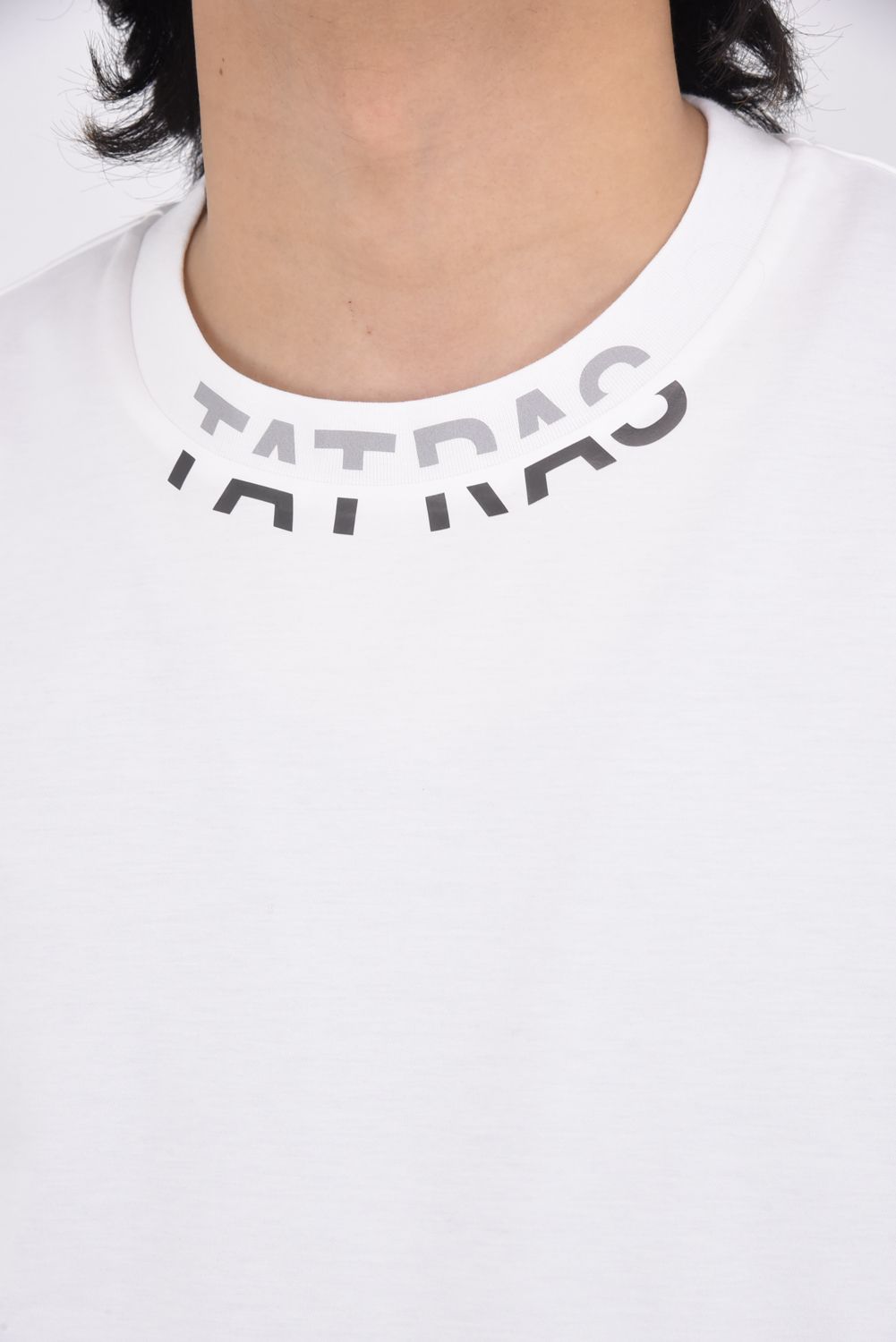 WANDO (ワンド) / ネックロゴ クルーネック Tシャツ ホワイト