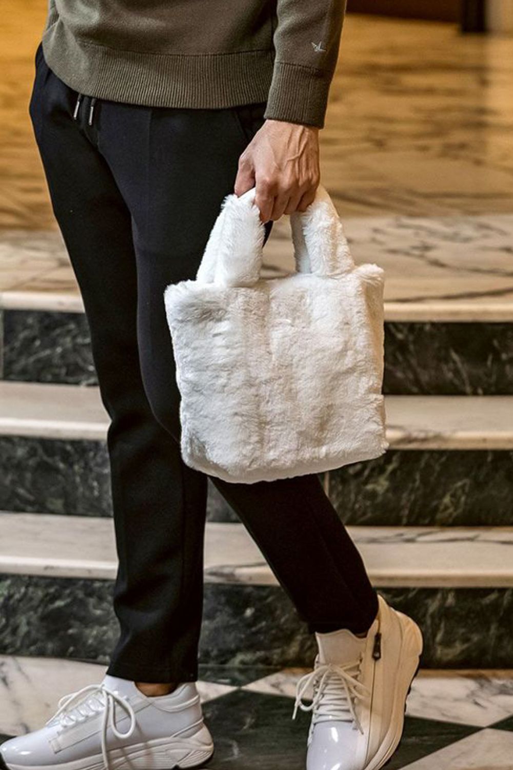 SILVER LOGO PLATE FUR MINI TOTE BAG / シルバーロゴプレートファーミニトートバッグ(ホワイト)