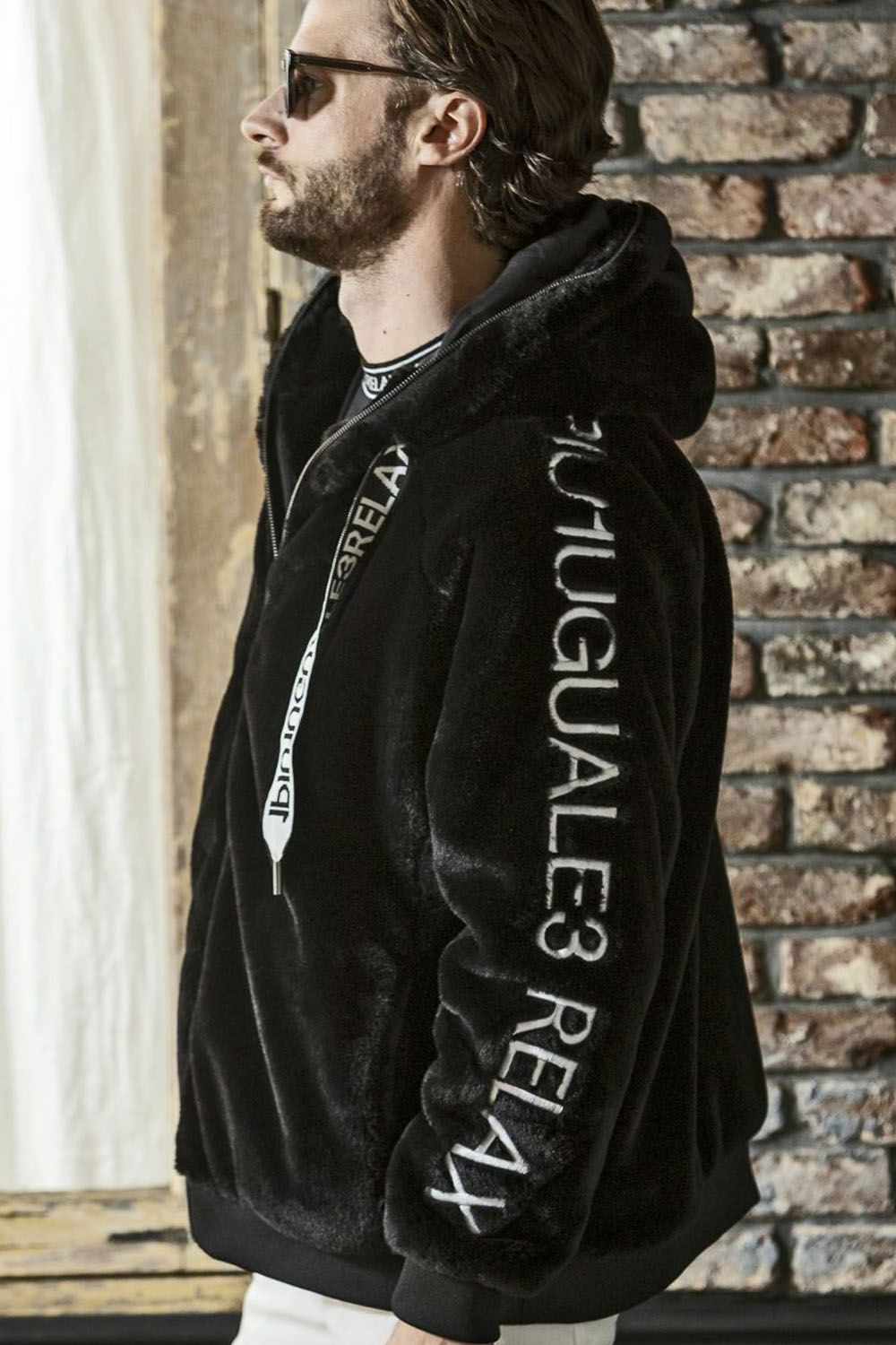 BOA LOGO HOODIE / ワイドスピンドル 袖ロゴ ファーブルゾン ブラック