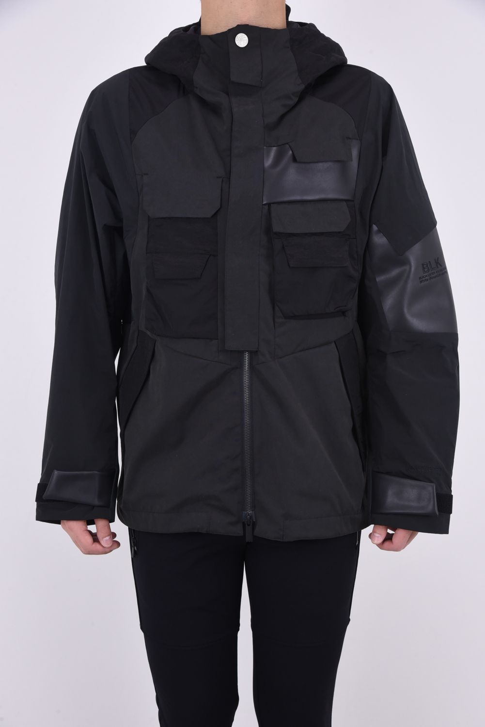 White Mountaineering ナイロンジャケット パーカー 0 黒