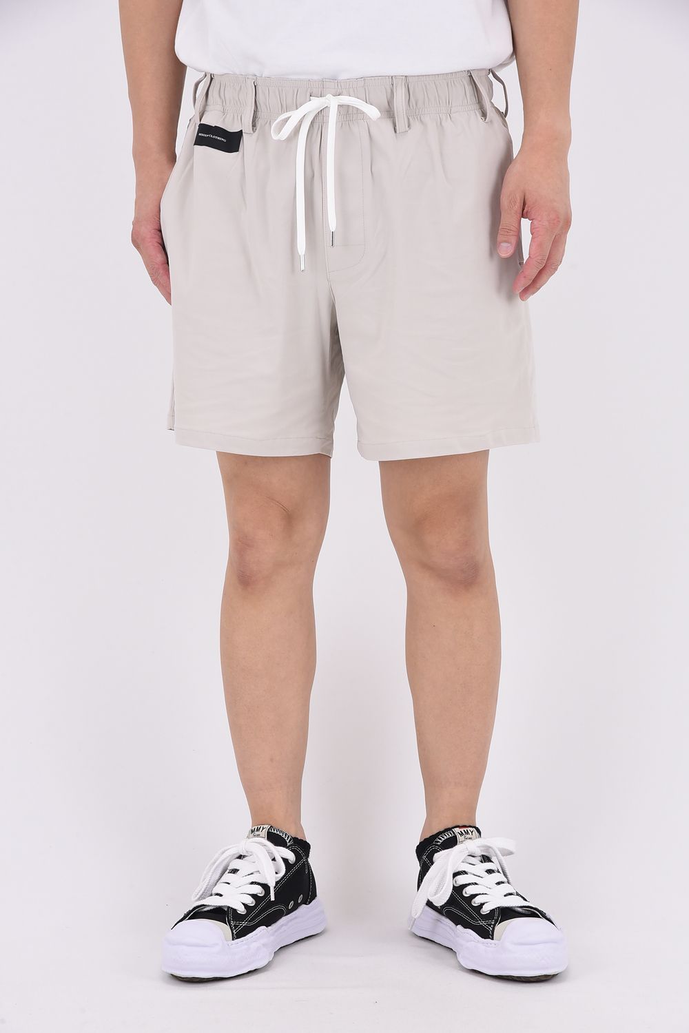 TV NYLON SHORTS / ナイロンマイクロファイバー ルーズフィット ショートパンツ グレージュ